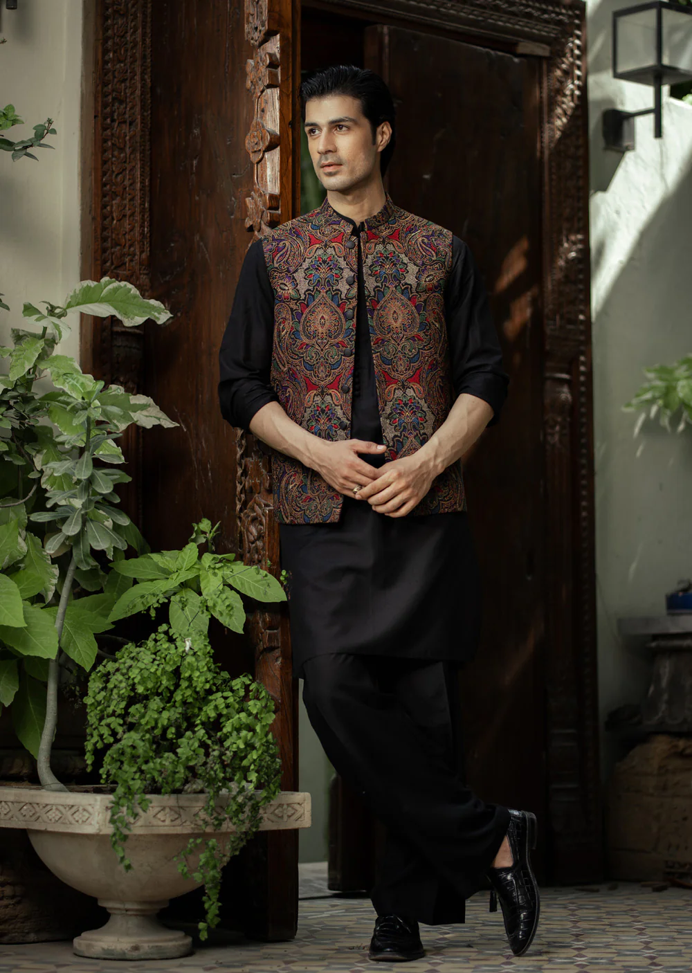 W-2889- Readymade Maysori Fabric Full Embroidery Waistcoat - Image 6