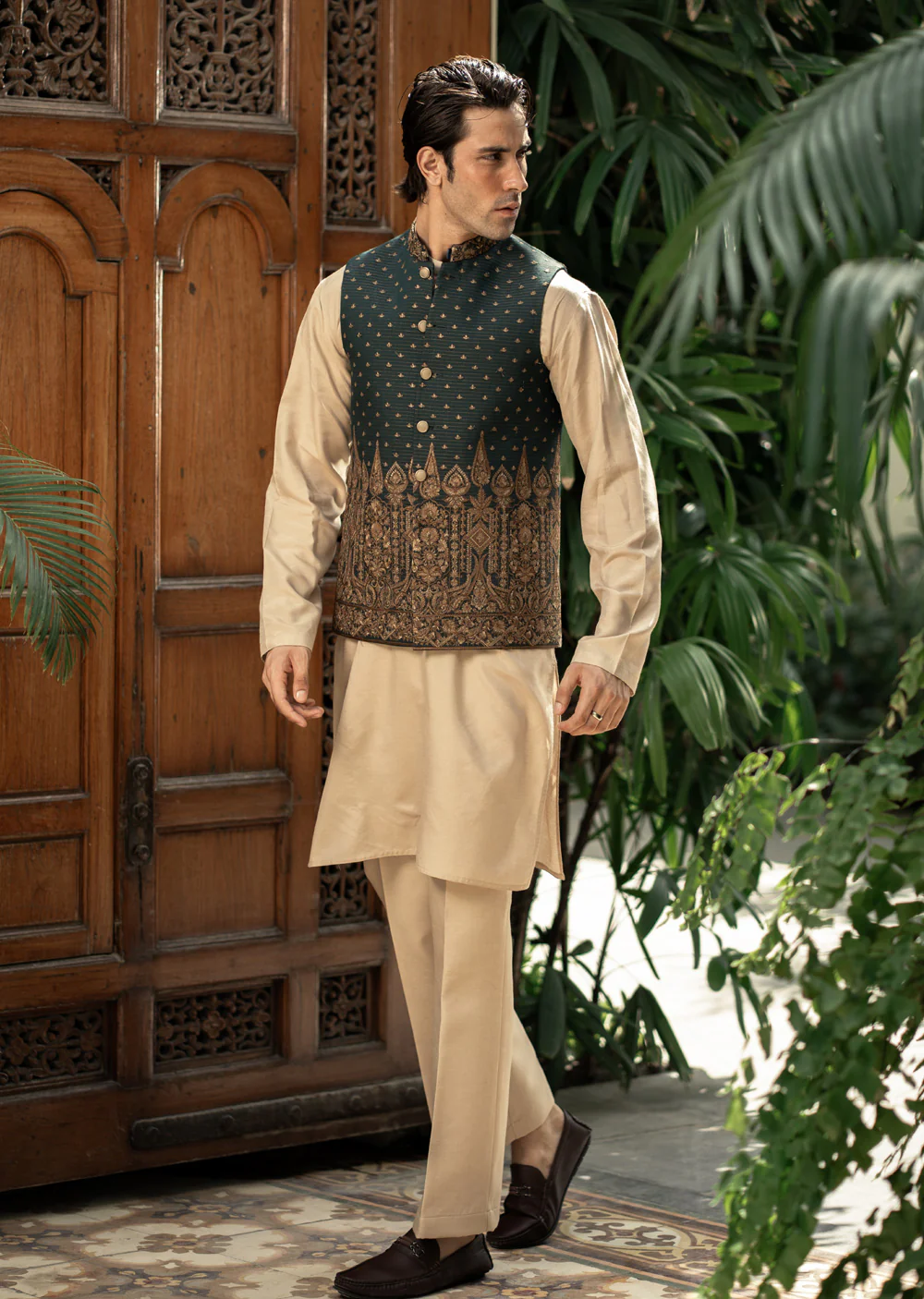 W-2953- Readymade Maysori Fabric Full Embroidery Waistcoat - Image 5