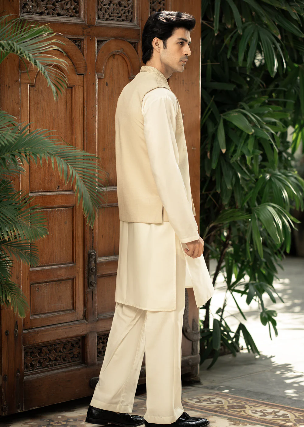 W-2985 - Readymade Maysori Fabric Full Embroidery Waistcoat - Image 2