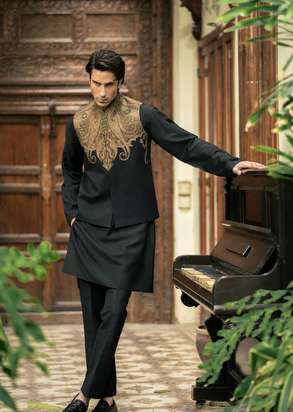 W-3016 - Readymade Maysori Fabric Full Embroidery Waistcoat - Image 5