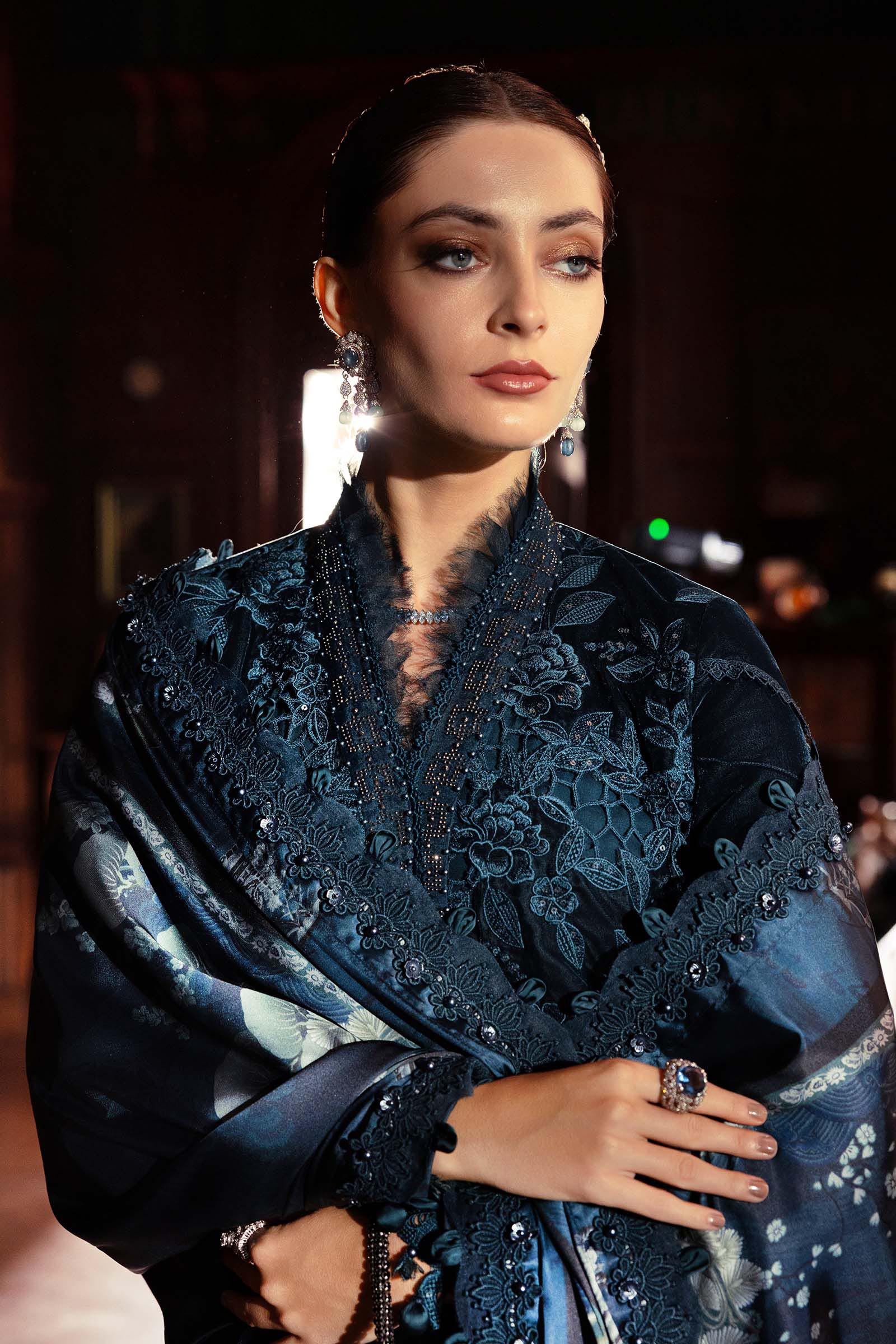WL-1310- Maria b Embroidered Velvet Suit 2025 - Image 4