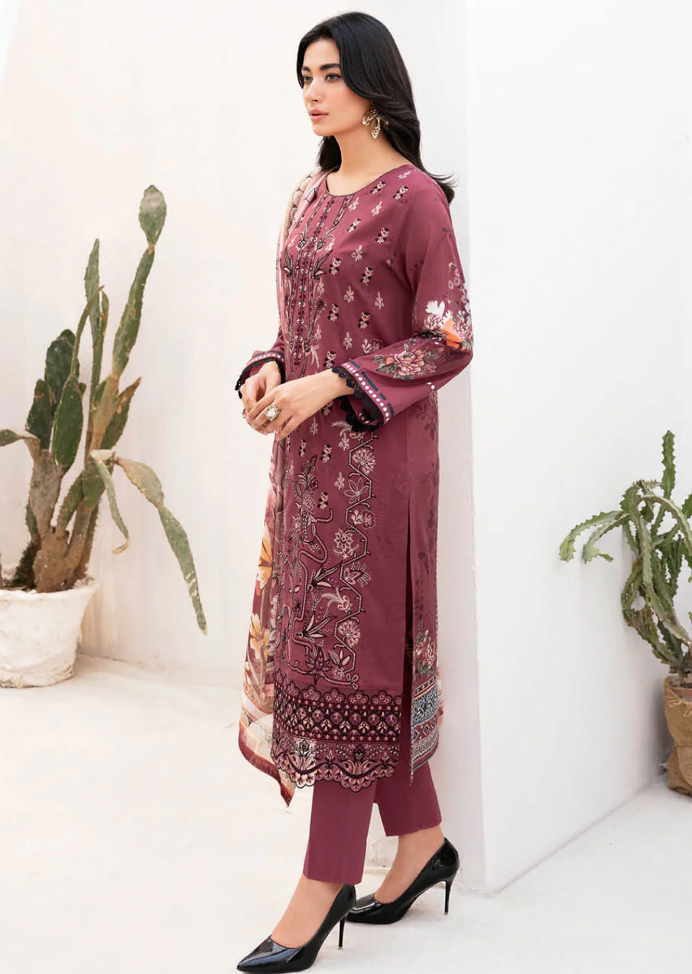 Z-1108-R - Readymade - Ramsha Mashaal Luxury Lawn Vol 11 - Image 3